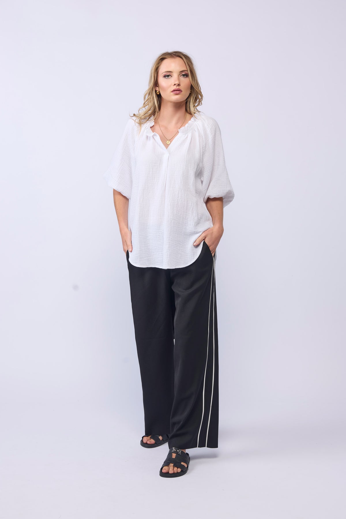 BREEZE TOP