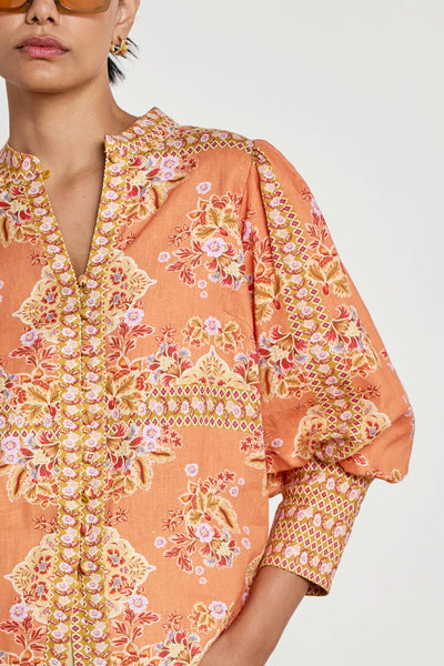 Proclaim top marigold pattern