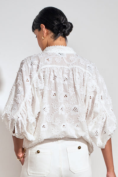 ZOE KRATSMANN TWINE TOP WHITE TOP WITH FLORAL EMBROIDERY SUBTLE PUFF 3/4 SLEEVES AND A BUTTON V NECK