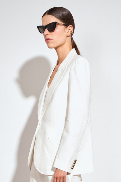ZOE KRATSMANN CREST JACKET A WHIET LINEN BLAZER WITH TWO POCKETS AND AND ONE BRASSY GOLD BUTTON 