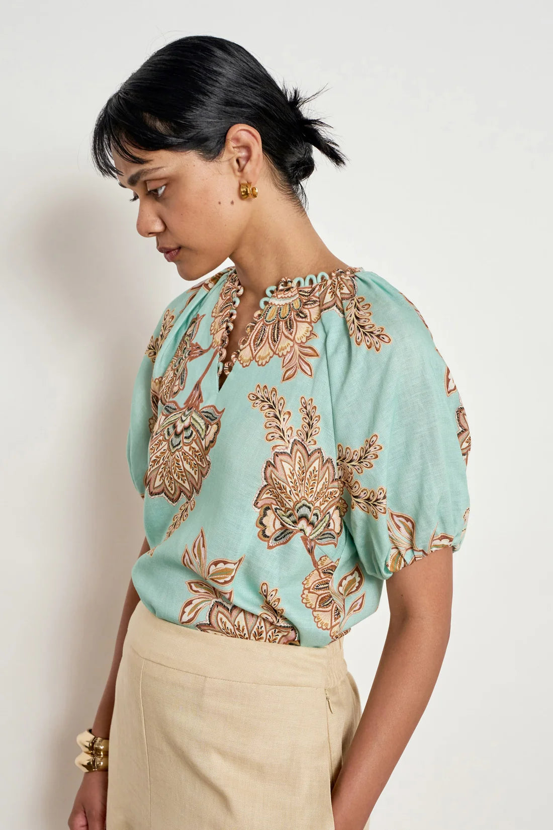 ZOE KRATSMANN PERCEIVE TOP MINT LINEN TOP WITH FLOARL PATTERN PUFF SLEEVES AND LOOP DETAIL ALONG NECK LINE 
