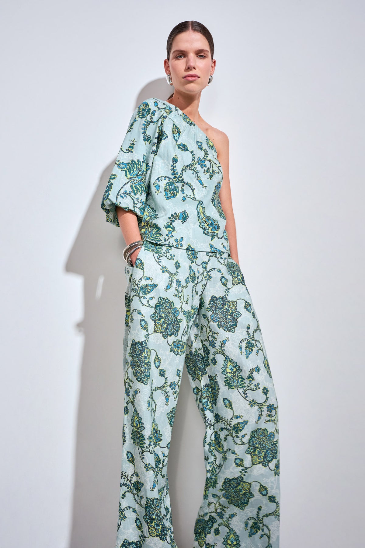 ZOE KRATZMANN PEARL TOP FERN PAISLEY ONE SHOULDER TOP WITH PUFF SLEEVE