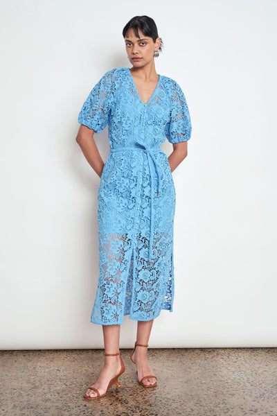 ZOE KRATZMANN INVITE DRESS LAGOON - A light blue lace midi dress with short puff sleeves, a V-neckline, and a self-tie waist.