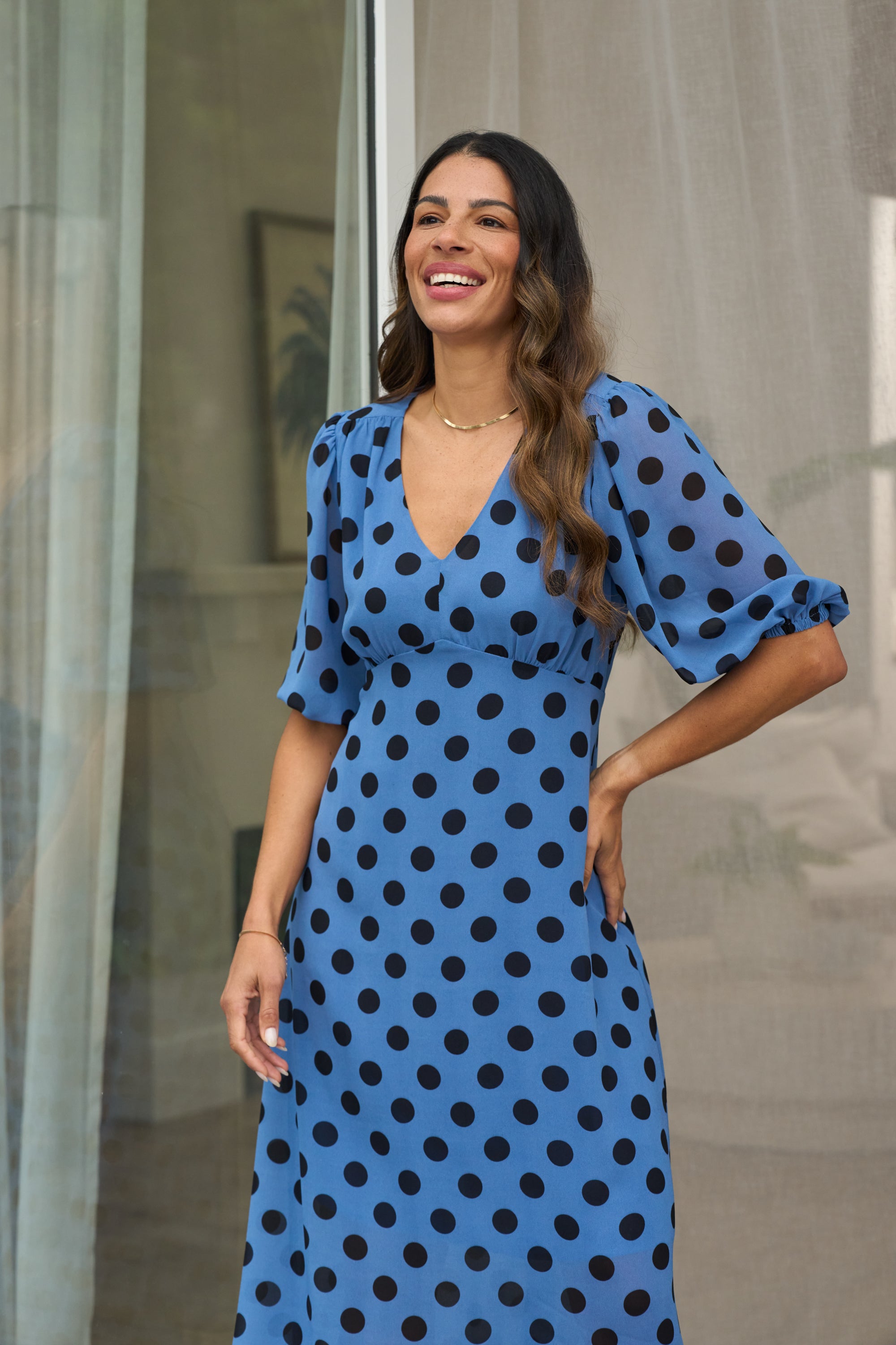 LONGBEACH MEMO V NECK FEATURES DRESS NAVY SPOT POLYESTER MIDI DRESS