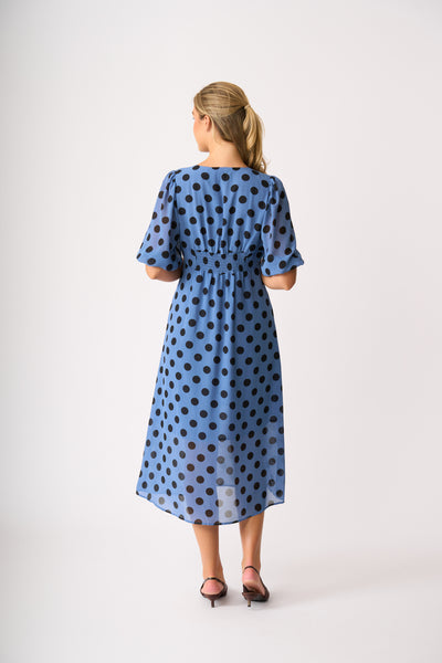 LONGBEACH MEMO V NECK FEATURES DRESS NAVY SPOT POLYESTER MIDI DRESS