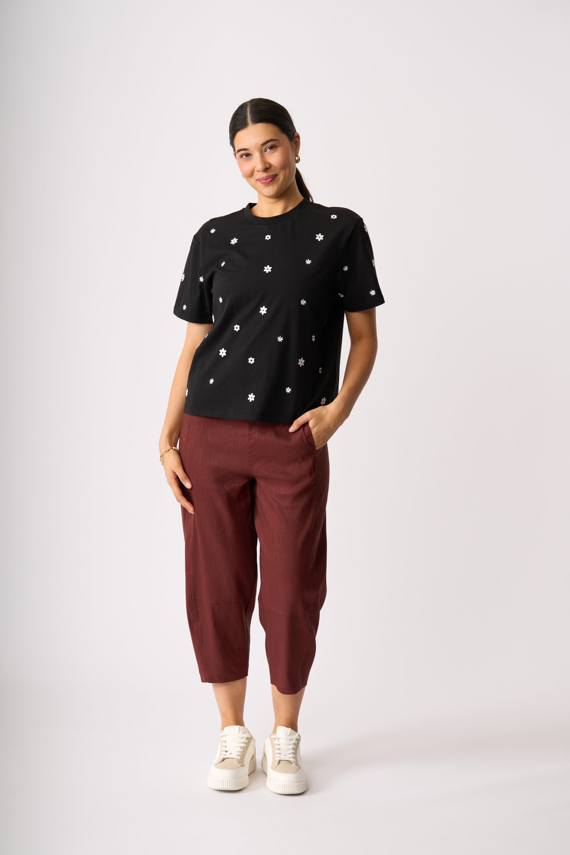 LONGBEACH OH THREE BARREL ALONG TROUSERS LINEN VISCOSE ELASTANE BLACK COCO BROWN CROPPED PANT