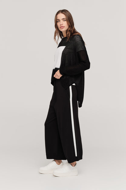 SQUARED LUCENT SWEATER