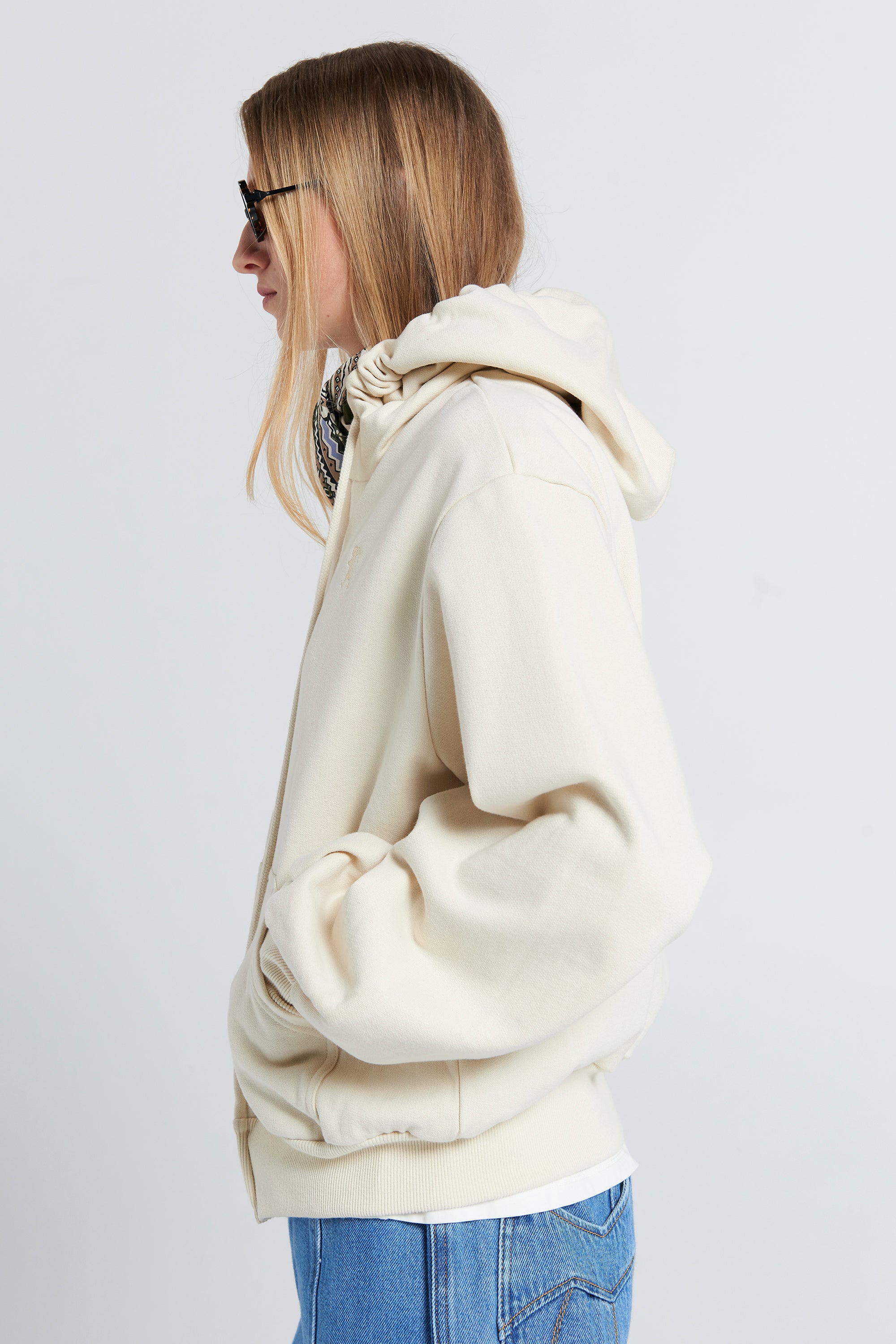 RUNAWAY GIRL CROPPED OVERSIZE HOODIE