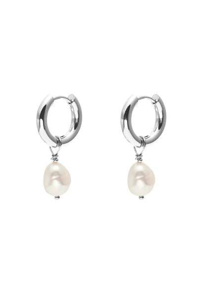 SILK AND STEEL ALLURE HOOPS SILVER HOOP EARRINGS PEARL HOOPS PEARL EARRINGS SILVER EARRINGS HUGGIE HOOPS HUGGIE EARRINGS DROP EARRINGS FRESHWATER PEARL BAROQUE PEARL PEARL DROP CHUNKY HOOPS MINIMAL STYLE CLASSIC STYLE EVERYDAY EARRINGS MODERN JEWELLERY LUXE STYLE ELEGANT STYLE BRIDAL JEWELLERY WEDDING GUEST TIMELESS STYLE SILVER JEWELLERY SILVER ACCESSORIES STAINLESS STEEL POLISHED FINISH PREMIUM JEWELLERY WOMENS JEWELLERY GIFT IDEA PEARL JEWELLERY