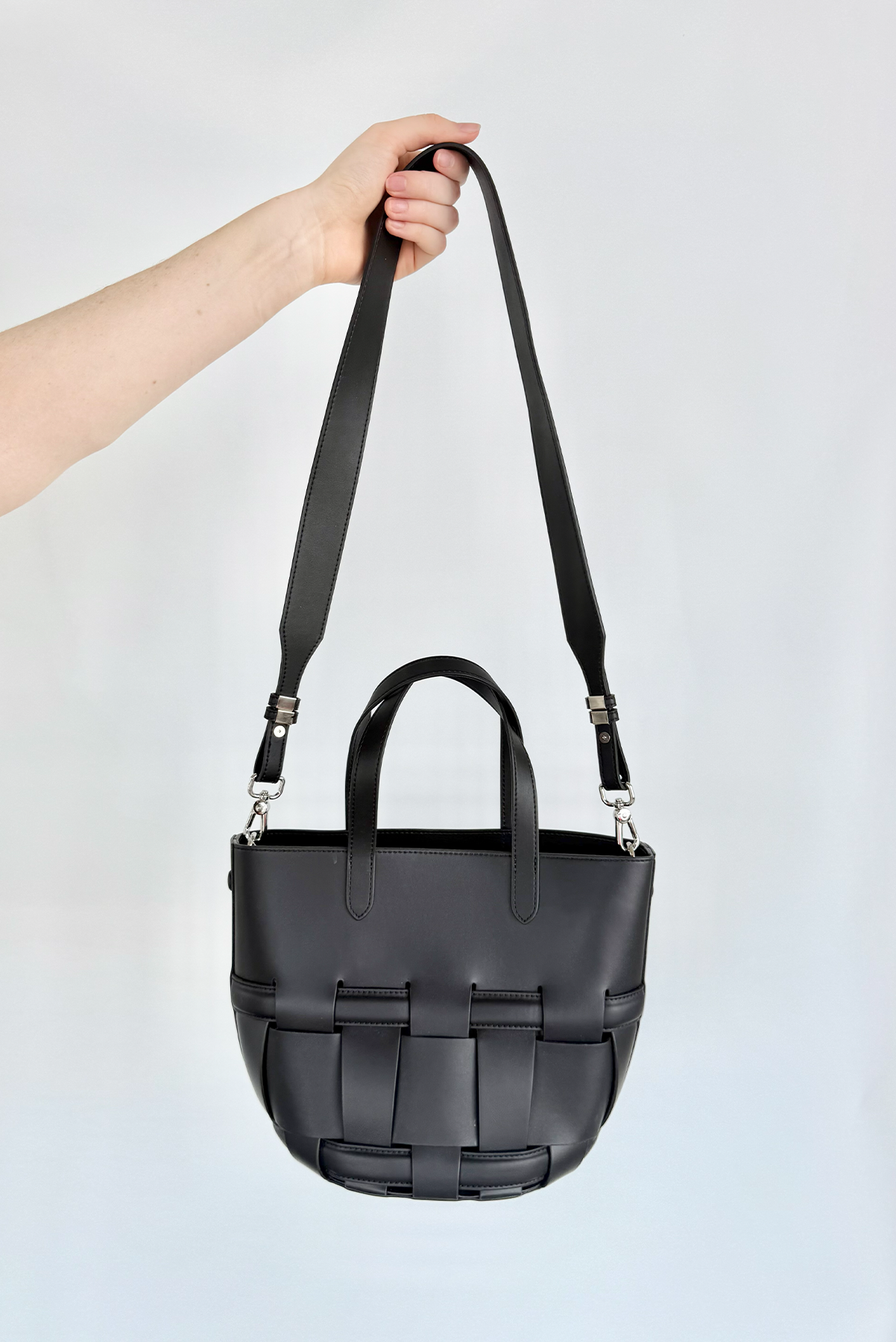 BAILEY BUCKET BAG