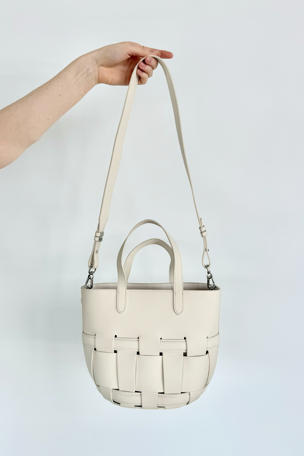 BAILEY BUCKET BAG