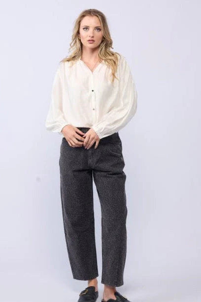 DRAMA BARREL LEG JEAN ANIMAL WASHED BLACK ANIMAL PRINT