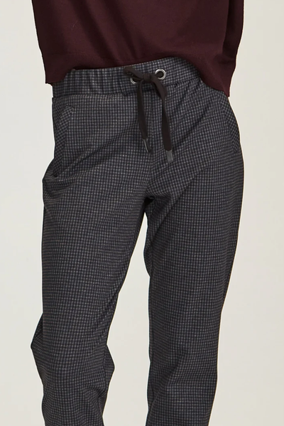 BLUE CHECK JOGGER