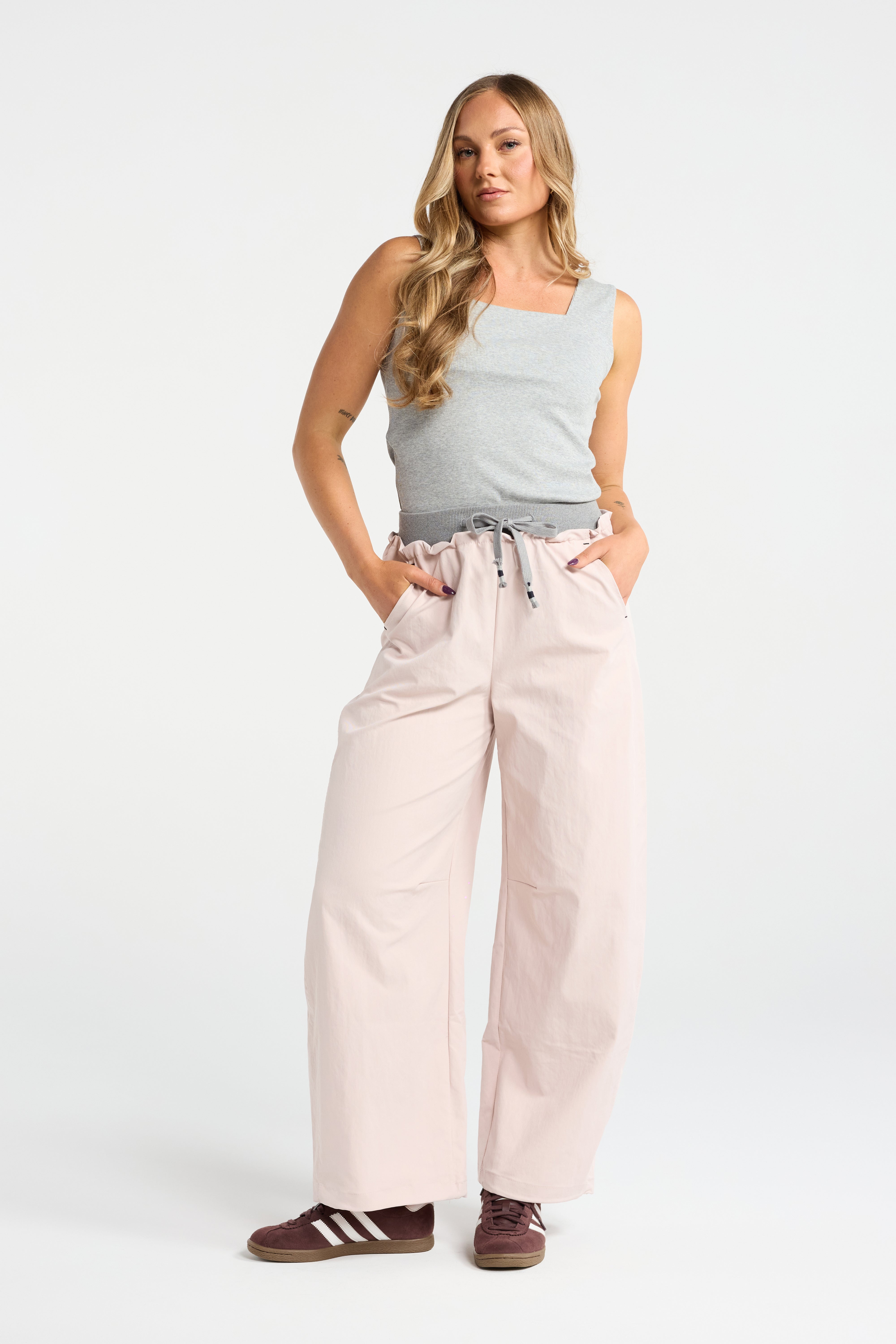 INK BLUSH PANT BLUSH JOGGER CASUAL PANT ELASTIC WAISTBAND PINK PANTS PINK AND GREY DRAWSTRING PANT BARRELL
