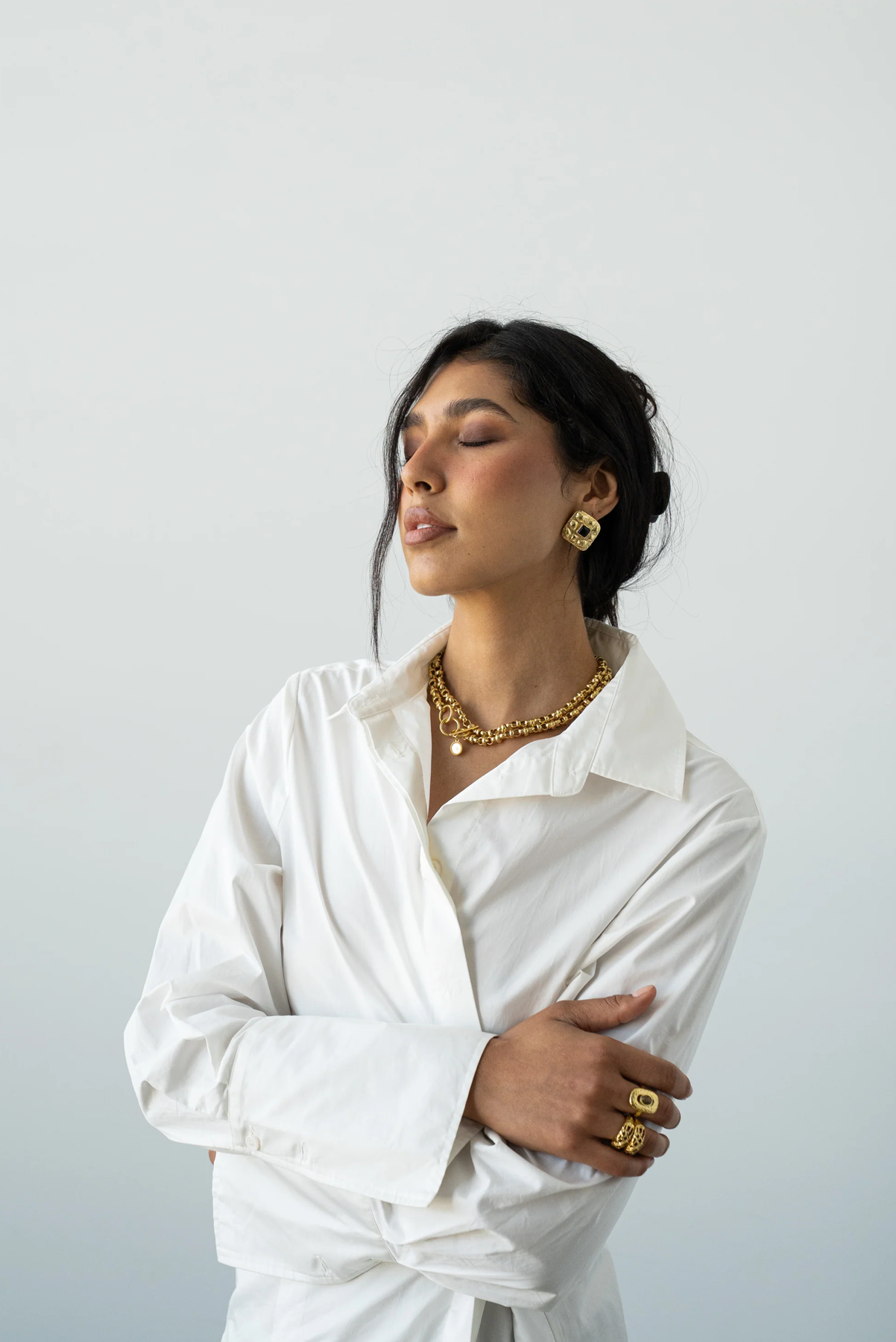 MOUNTAIN AND MOON CHARLOTTE NECKLACE GOLD CHAIN NECKLACE JEWELLERY