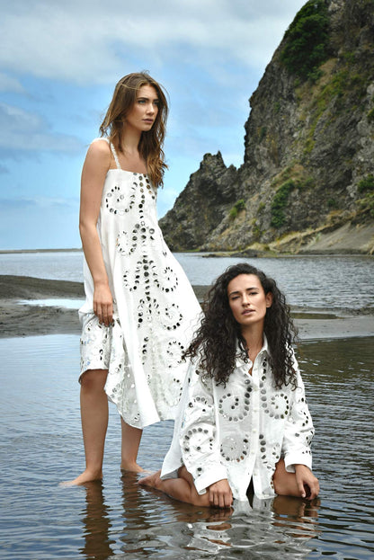 A STRAPPING SUMMER DRESS