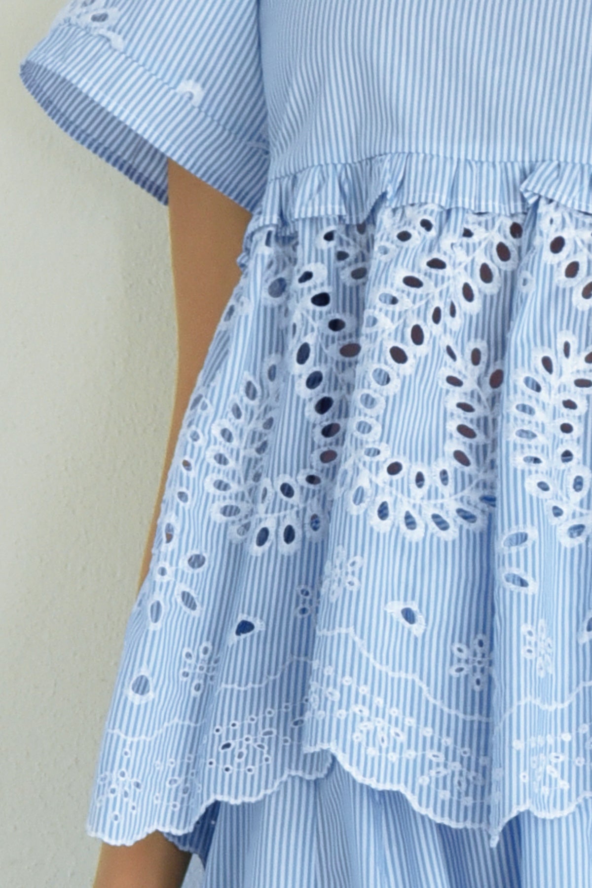 CREME OF THE CROP TOP