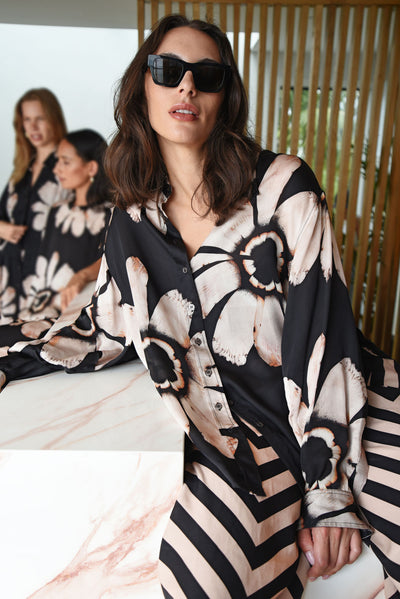 COOPER JUST CASUALLY SHIRT BLACK BLUSH FLORAL VISCOSE TOP