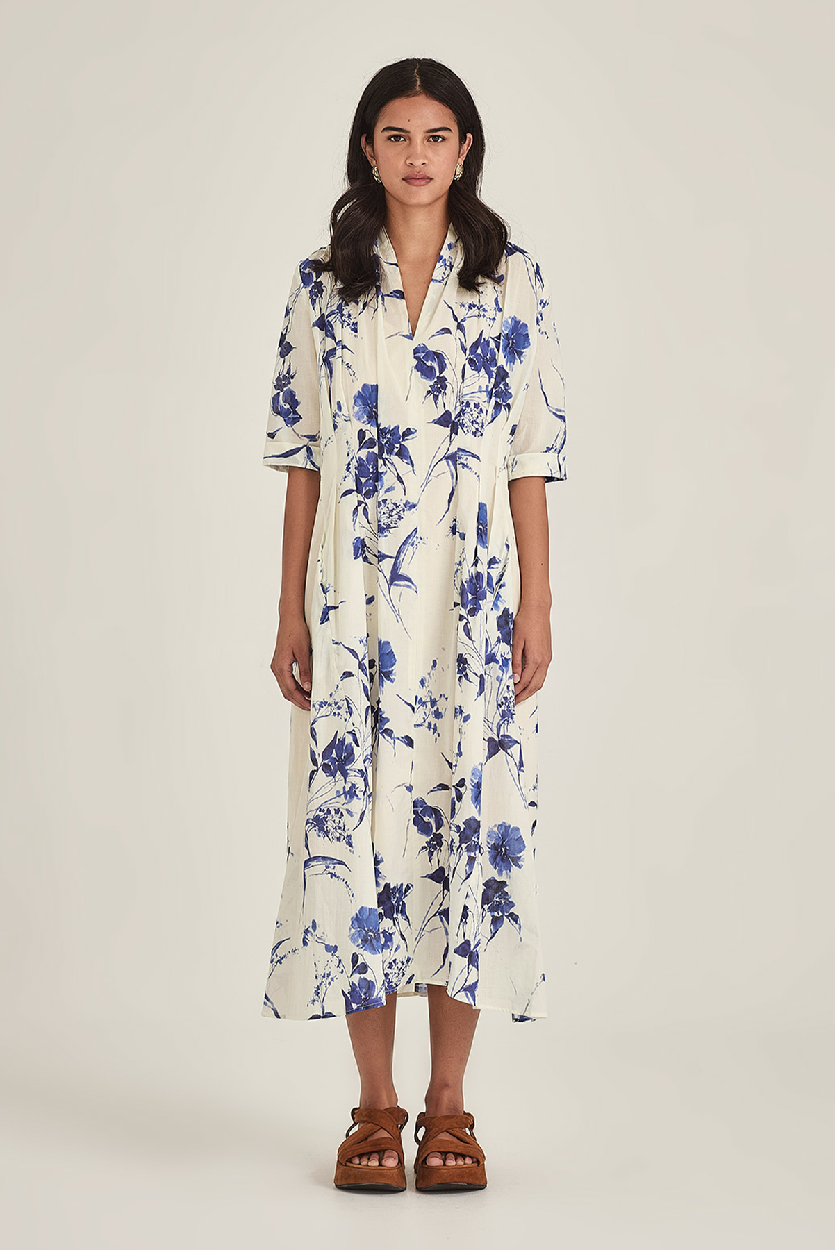 SILLS COURTNEY DRESS COTTON LAPIS FLORAL BLUE AND WHITE MIDI