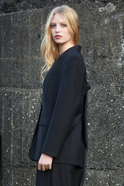BOW TIED BLAZER