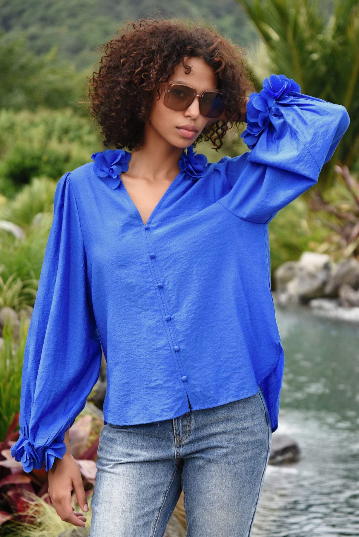 COOP BUDDING ROMANCE BLOUSE BLUE TENCEL NYLON LINEN TOP