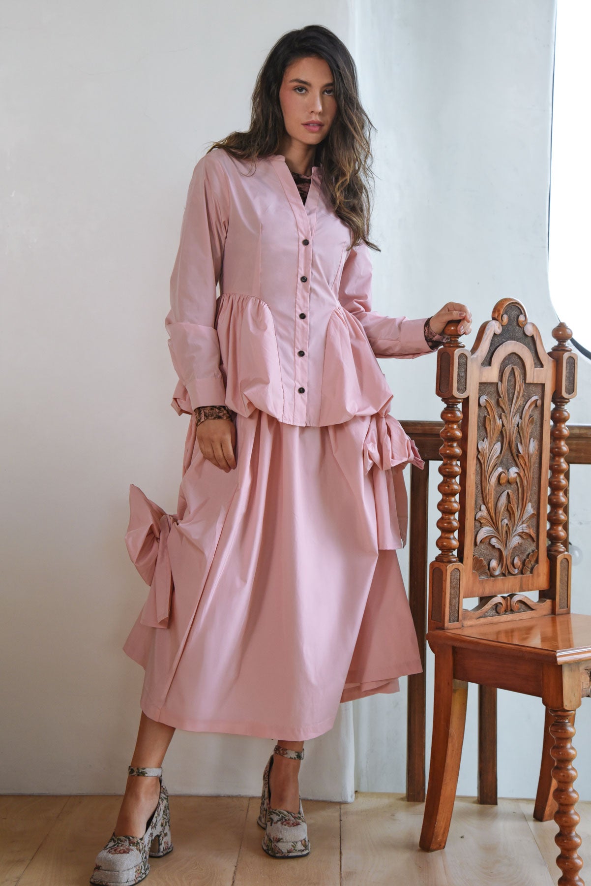 GO BIG OR BOW HOME SKIRT