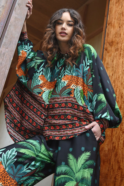 BEHIND HER BACK SHIRT