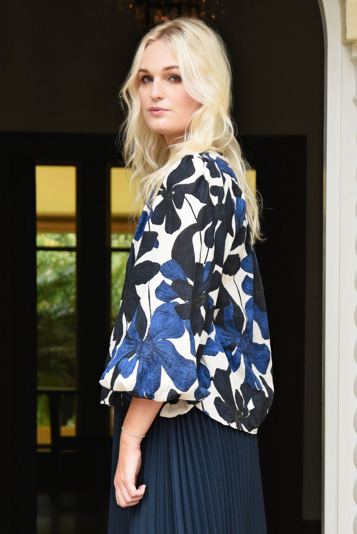 CURATE HAPPY TO BE HERE SHIRT LINEN COTTON BLUE NAVY FLORAL TOP