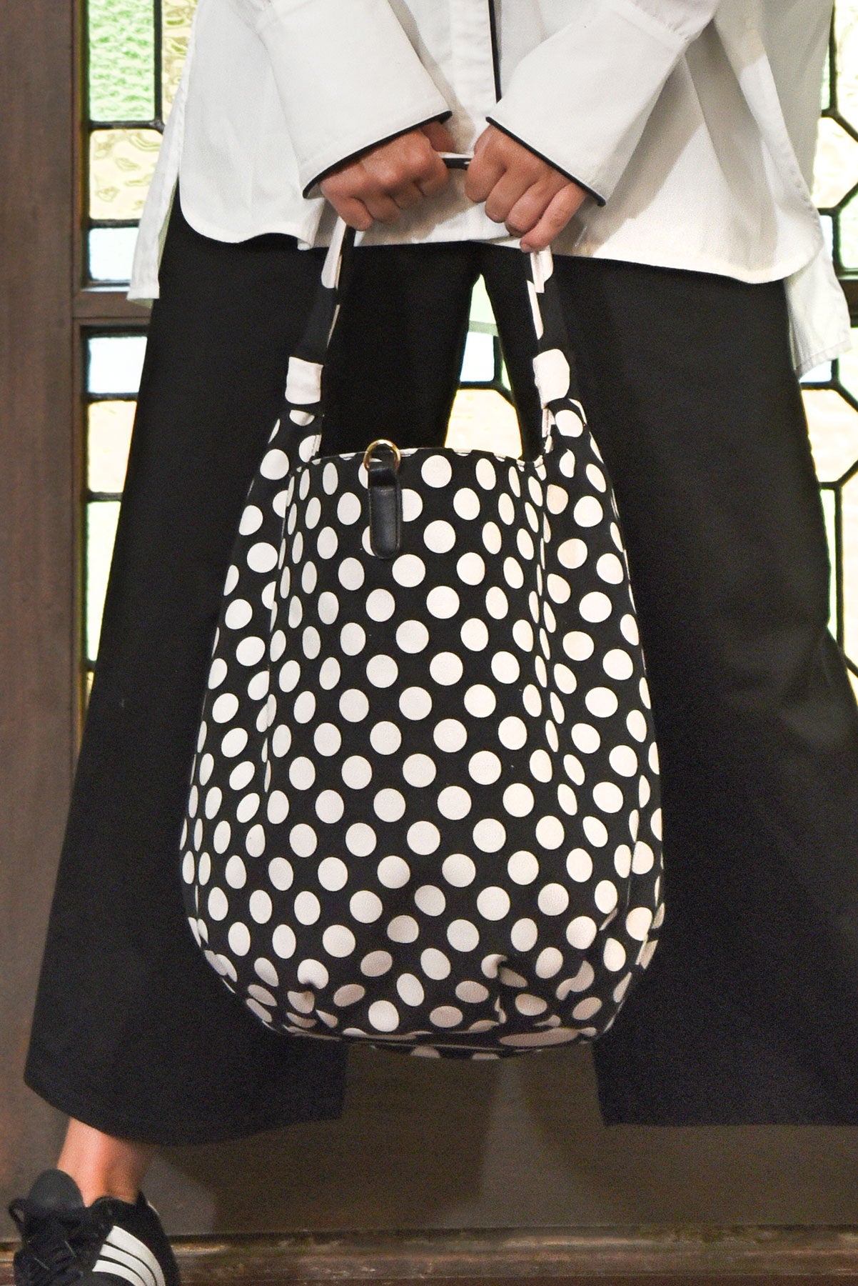 CURATE FULL VOLUME BAG LARGE COTTON BLACK AND WHITE SPOT TOTE BAG