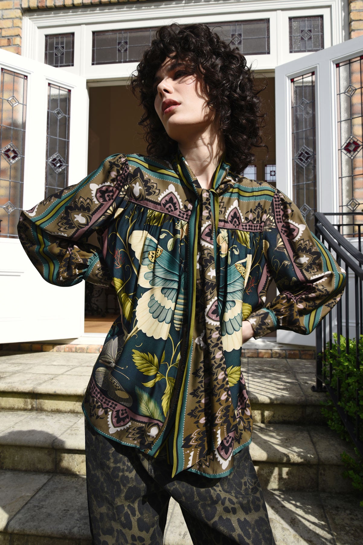 DULY KNOTTED SHIRT