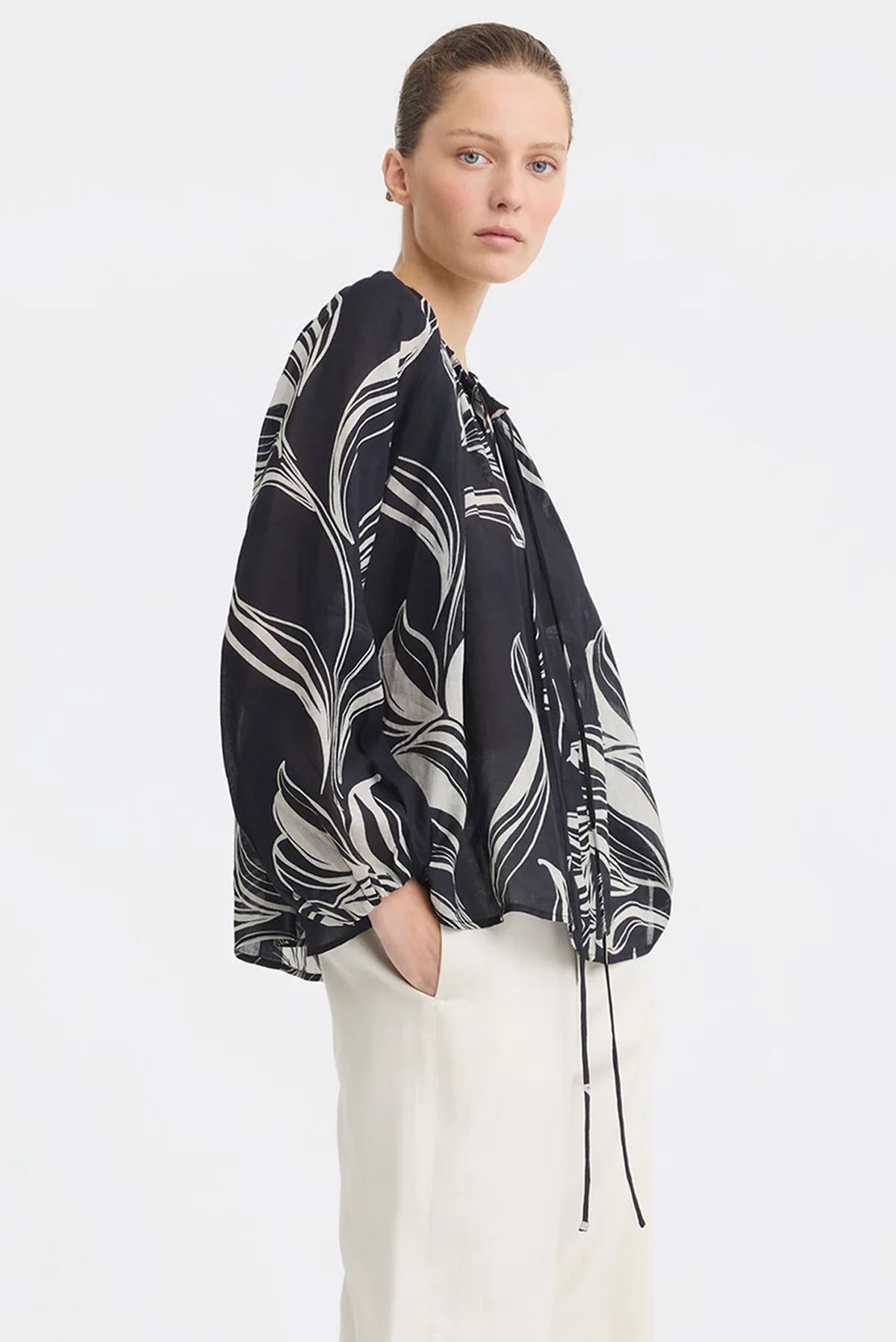 MORRISON CANDACE BLOUSE RAMIE COTTON BLACK FLORAL TOP
