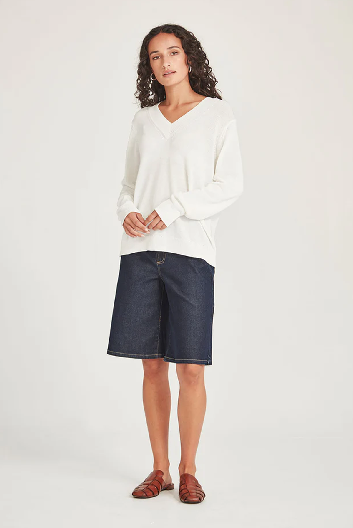 CARNIVAL V NECK SWEATER