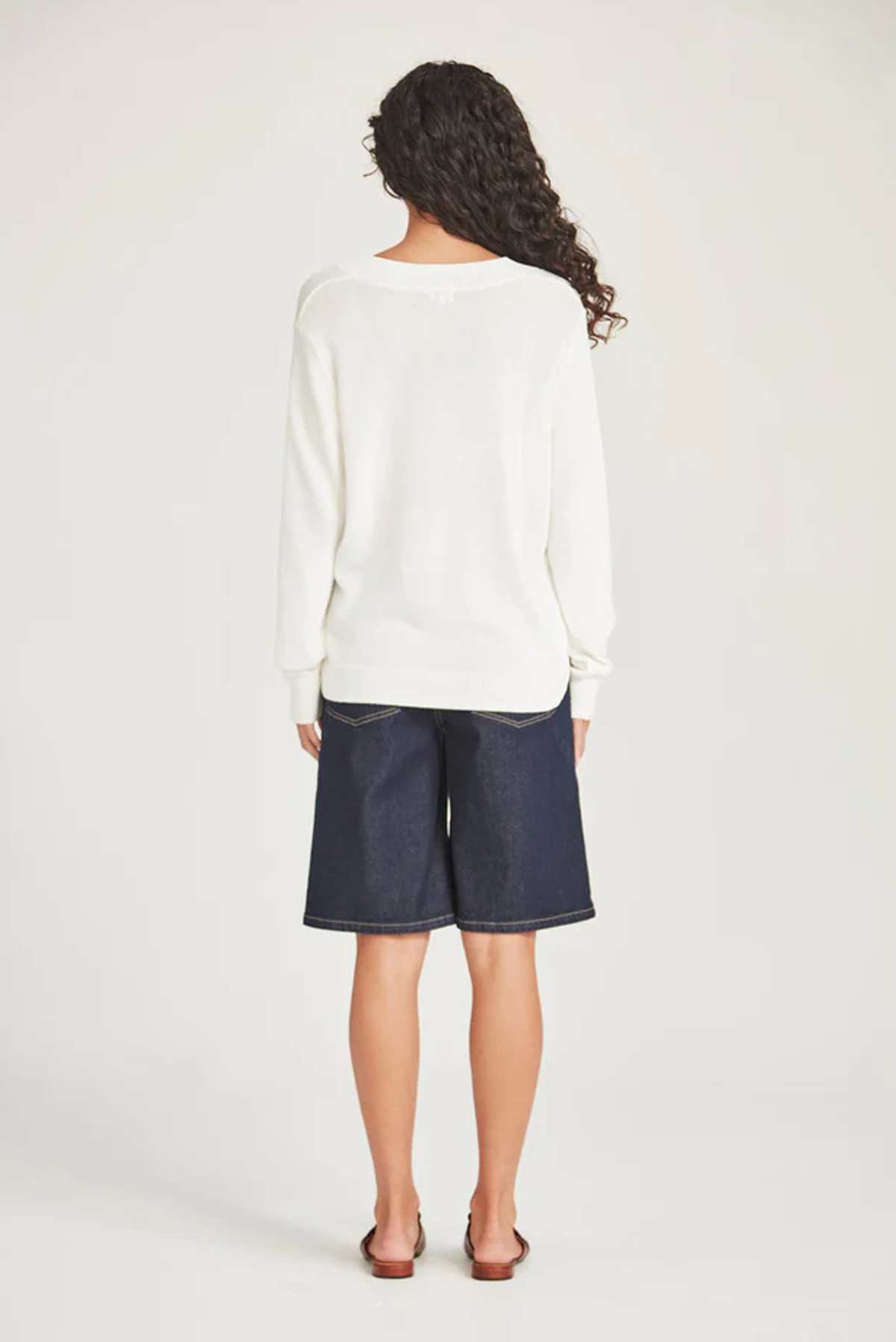 CARNIVAL V NECK SWEATER