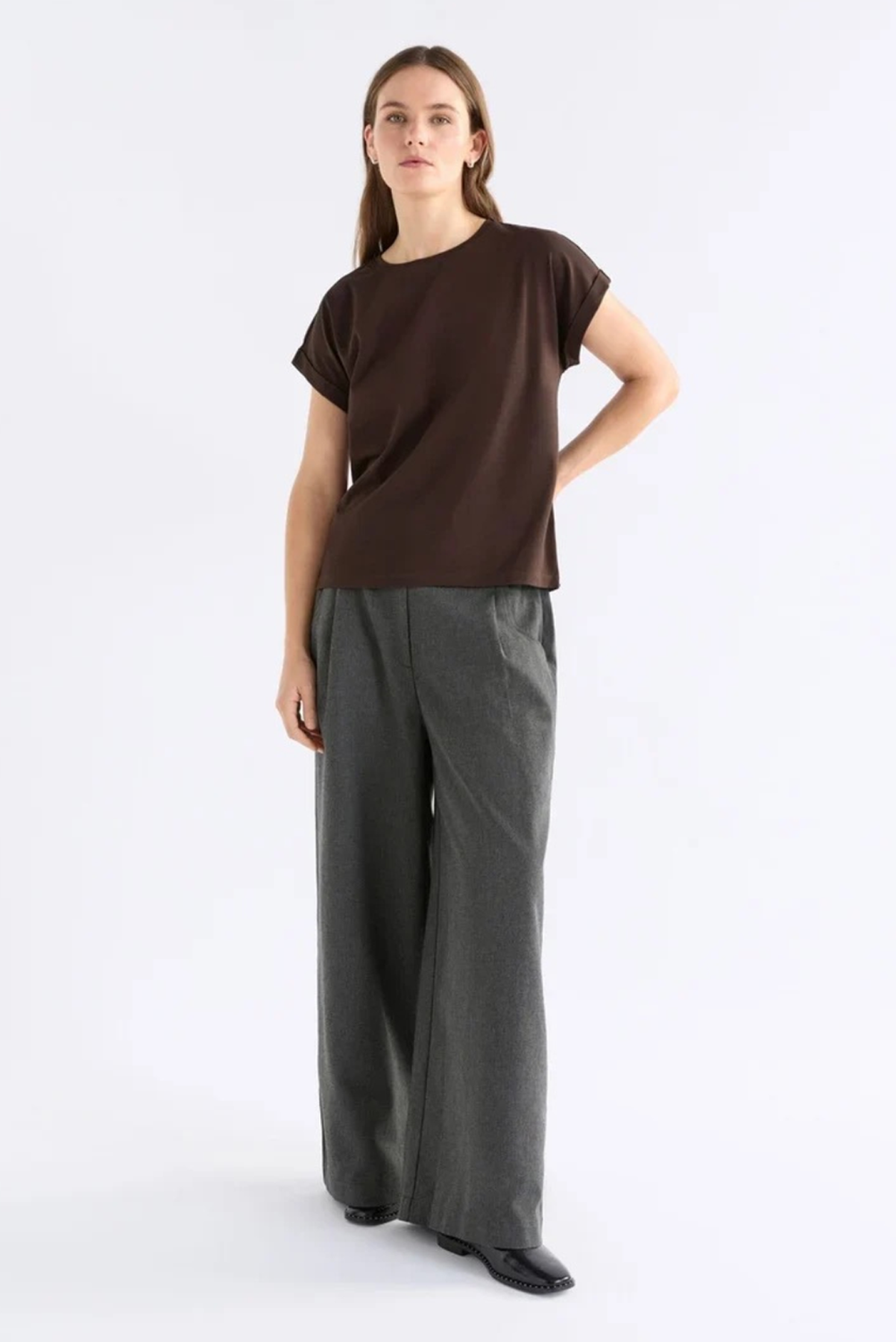 ELK CILLE TSHIRT COTTON SPANDEX TEE WHITE ESPRESSO BROWN
