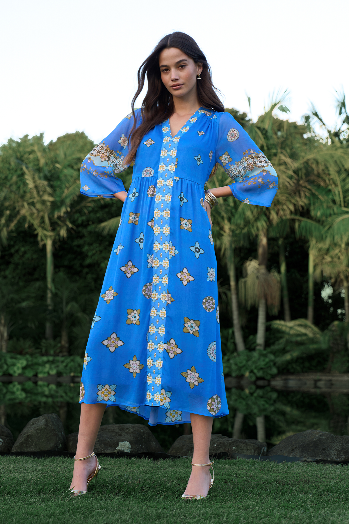 LOOBIES STORY DAMBULLA MIDI DRESS RAYON NYLON BLUE FLROAL DRESS 