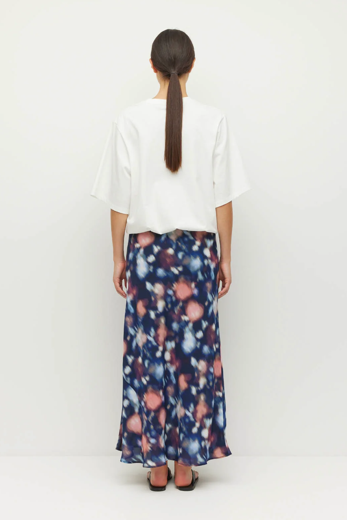 JULIETTE HOGAN EM SKIRT BLUE BIAS CUT POLYESTER FLROAL MAXI SKIRT