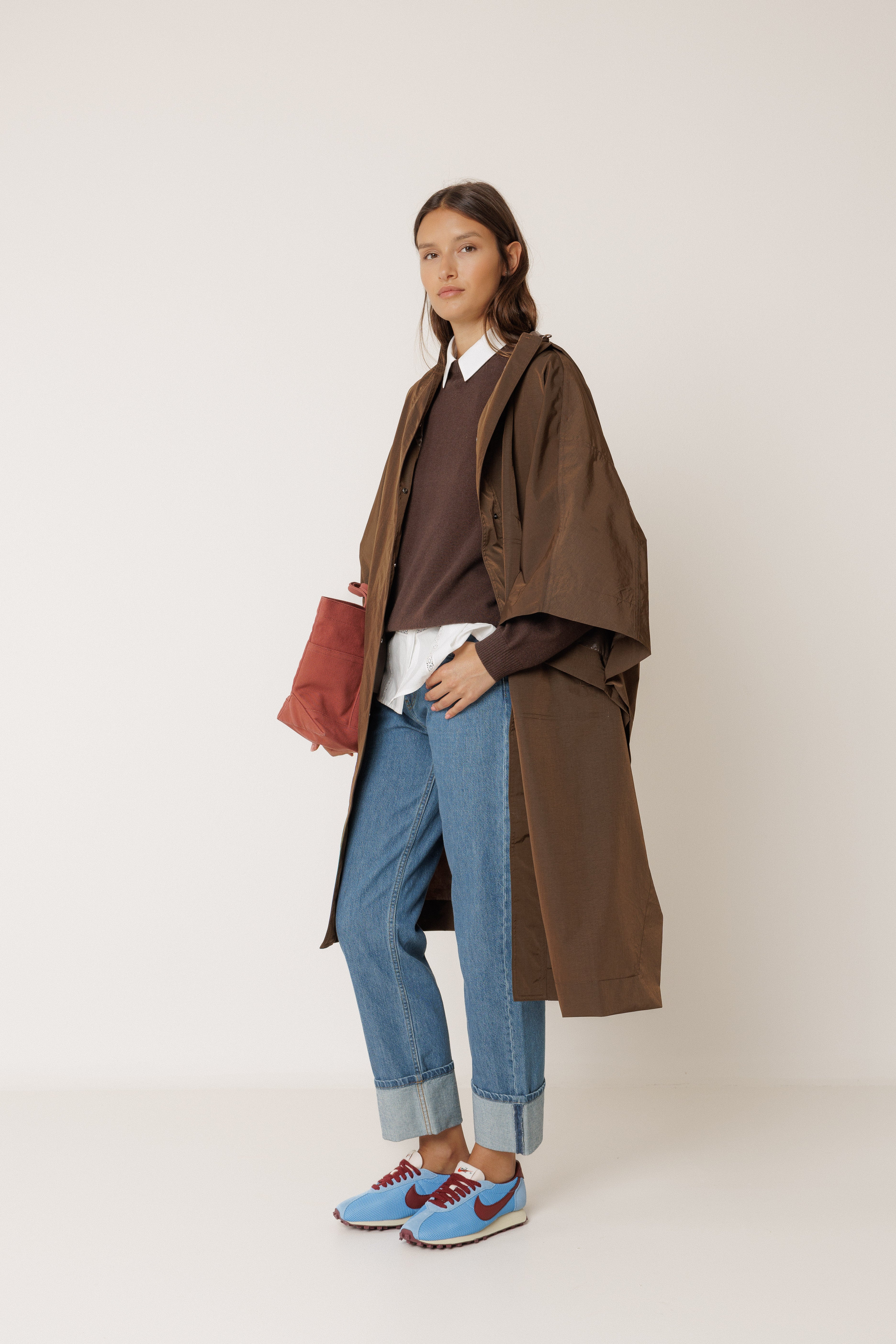 INDI AND COLD WATERPROOF RAINCOAT CAPE BROWN CHOCOLATE
