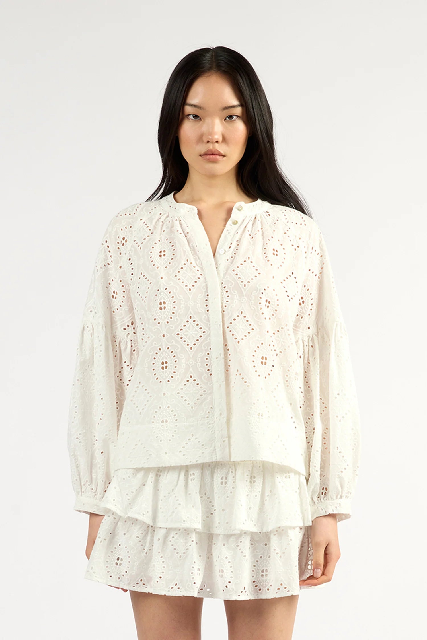 TUESDAY GIGI TOP WHITE COTTON EMBROIDERY TOP WITH LONG SLEEVES AND BUTTONS DOWN THE FRONT