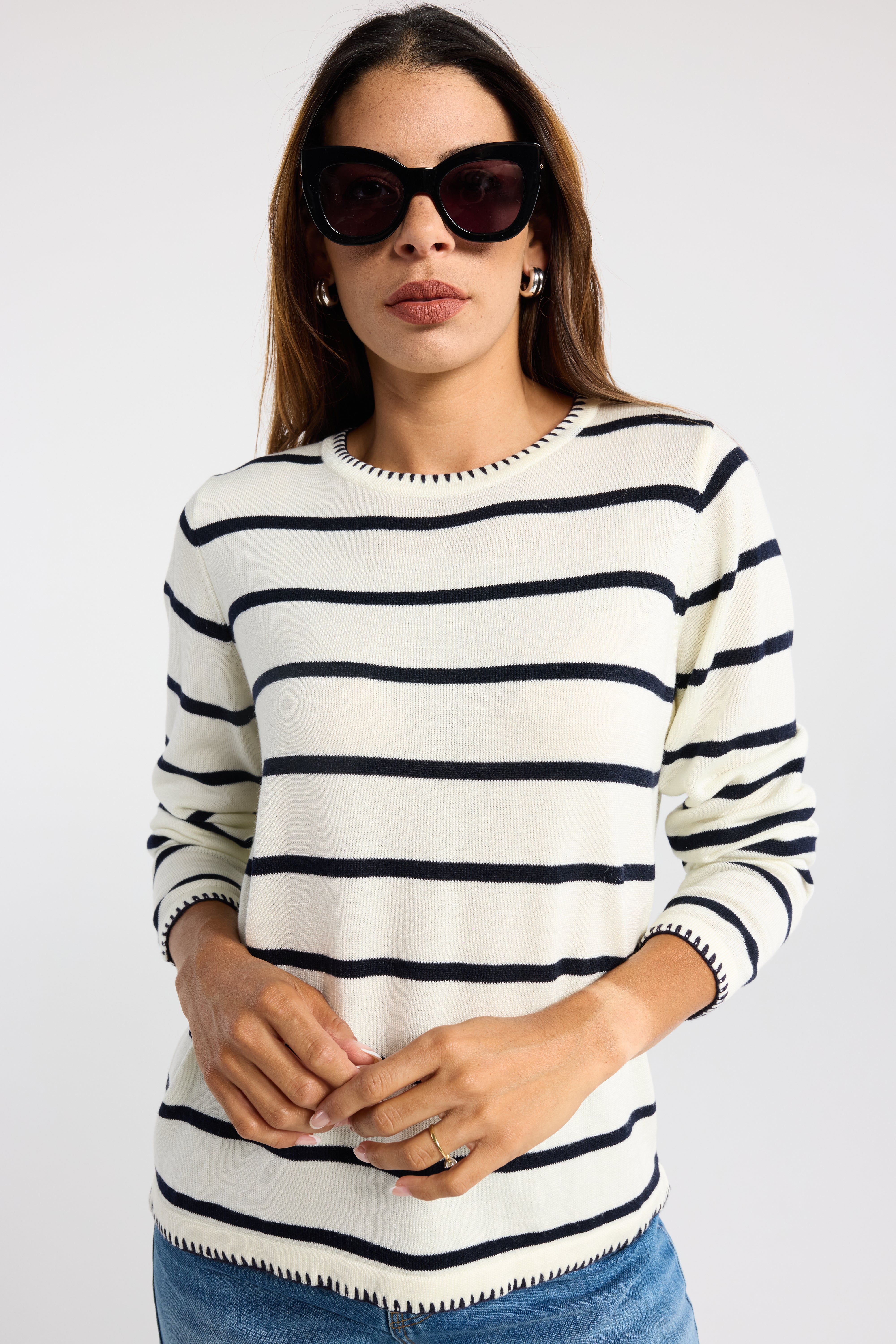 LINEAR KNIT TOP