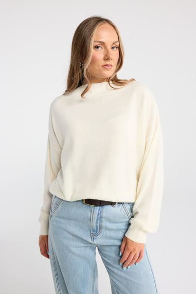 QUARTZ BOATNECK