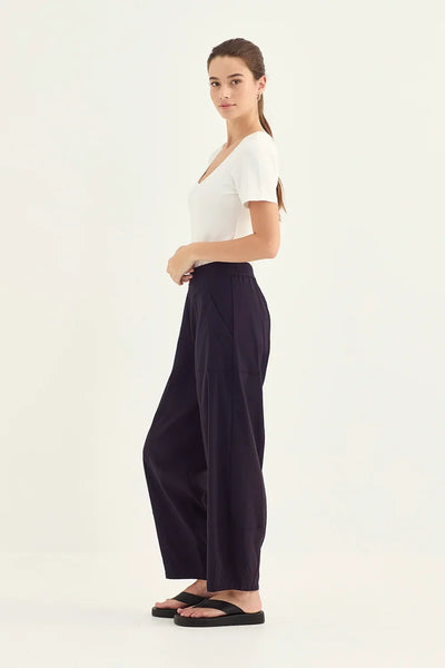 midnight coloured comfortable stretch waistband pant