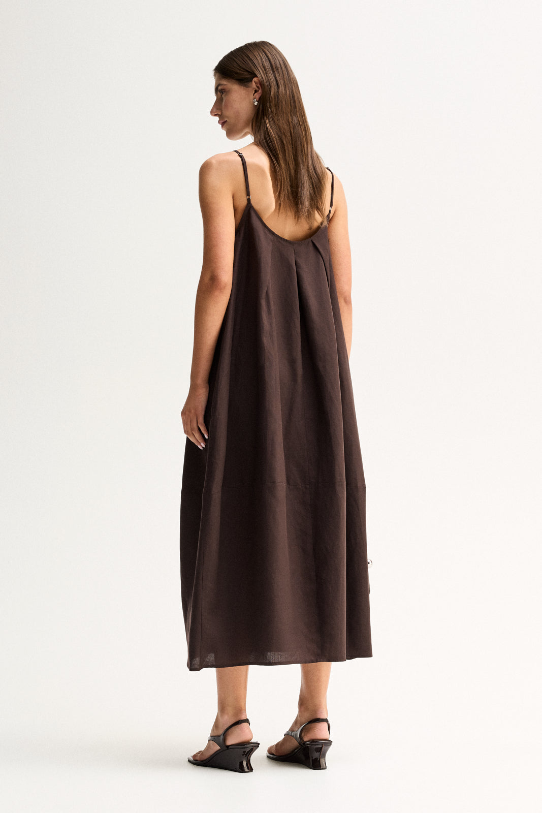 ELKA COLLECTIVE CARLO MAXI DRESS CHOCOLATE BROWN MIDI 