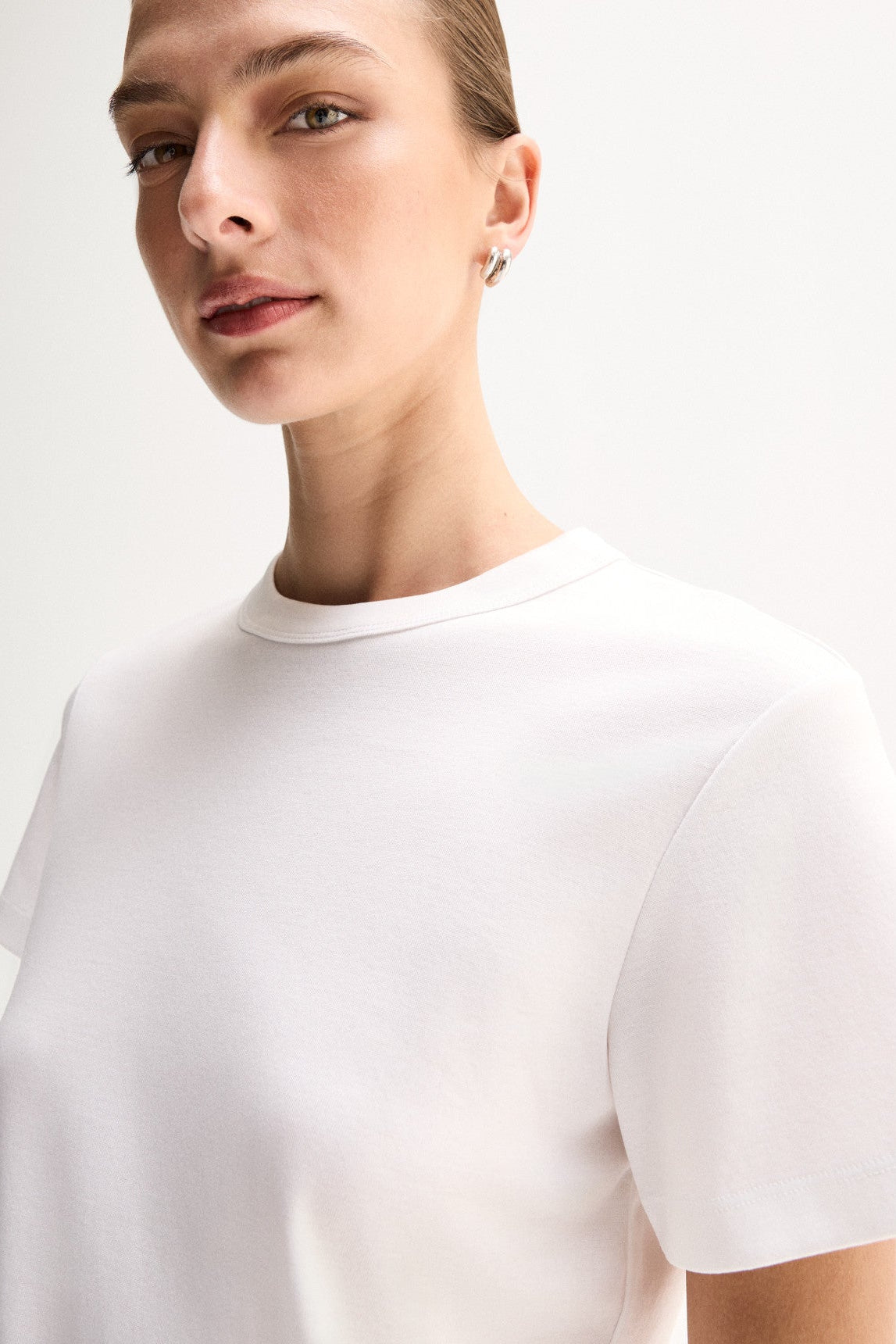 ZOE TEE