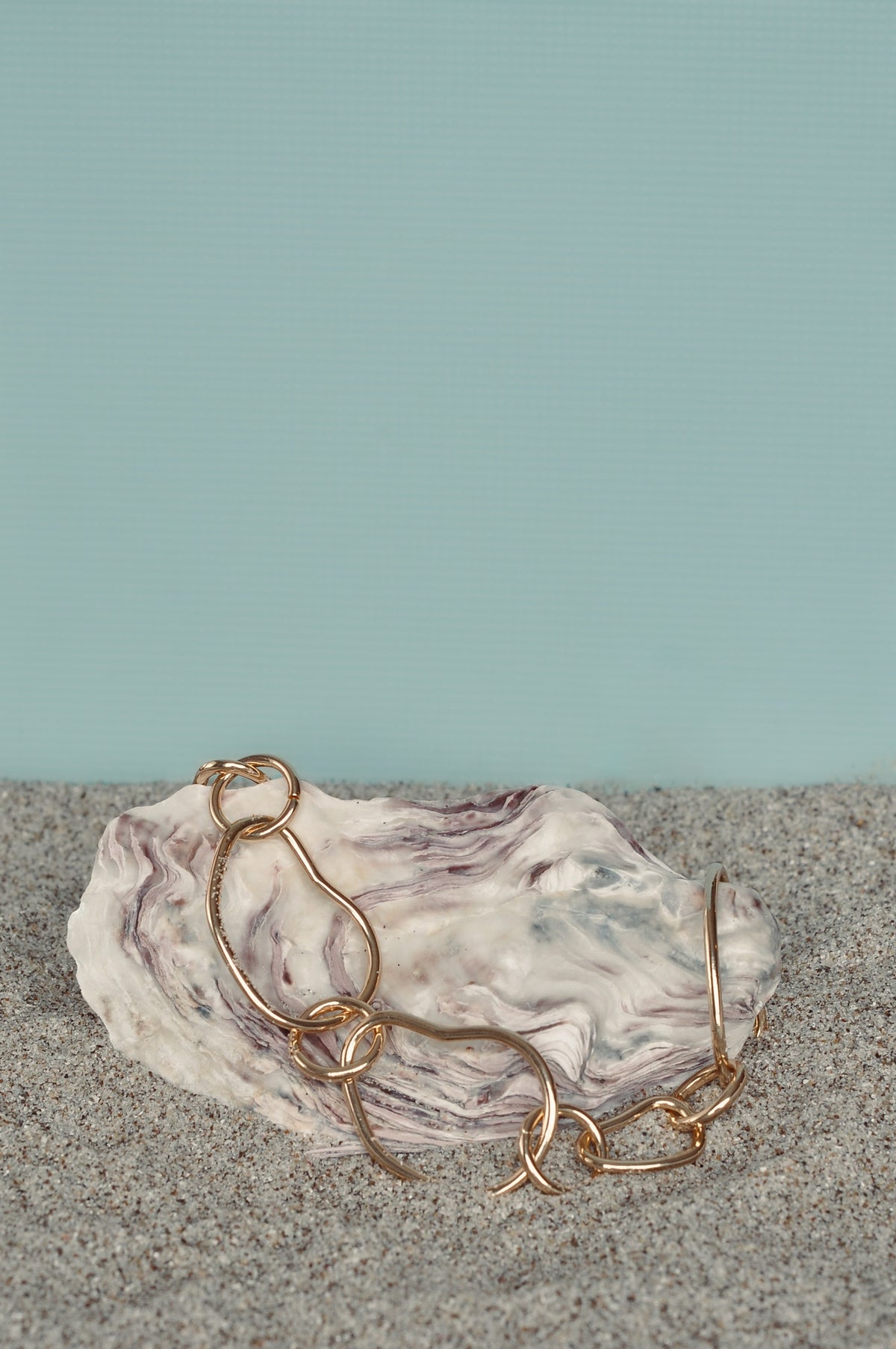 WENDYS LYRA NECKLACE GOLD ABSTRACT CHAIN LINKS LARGE CHAIN 