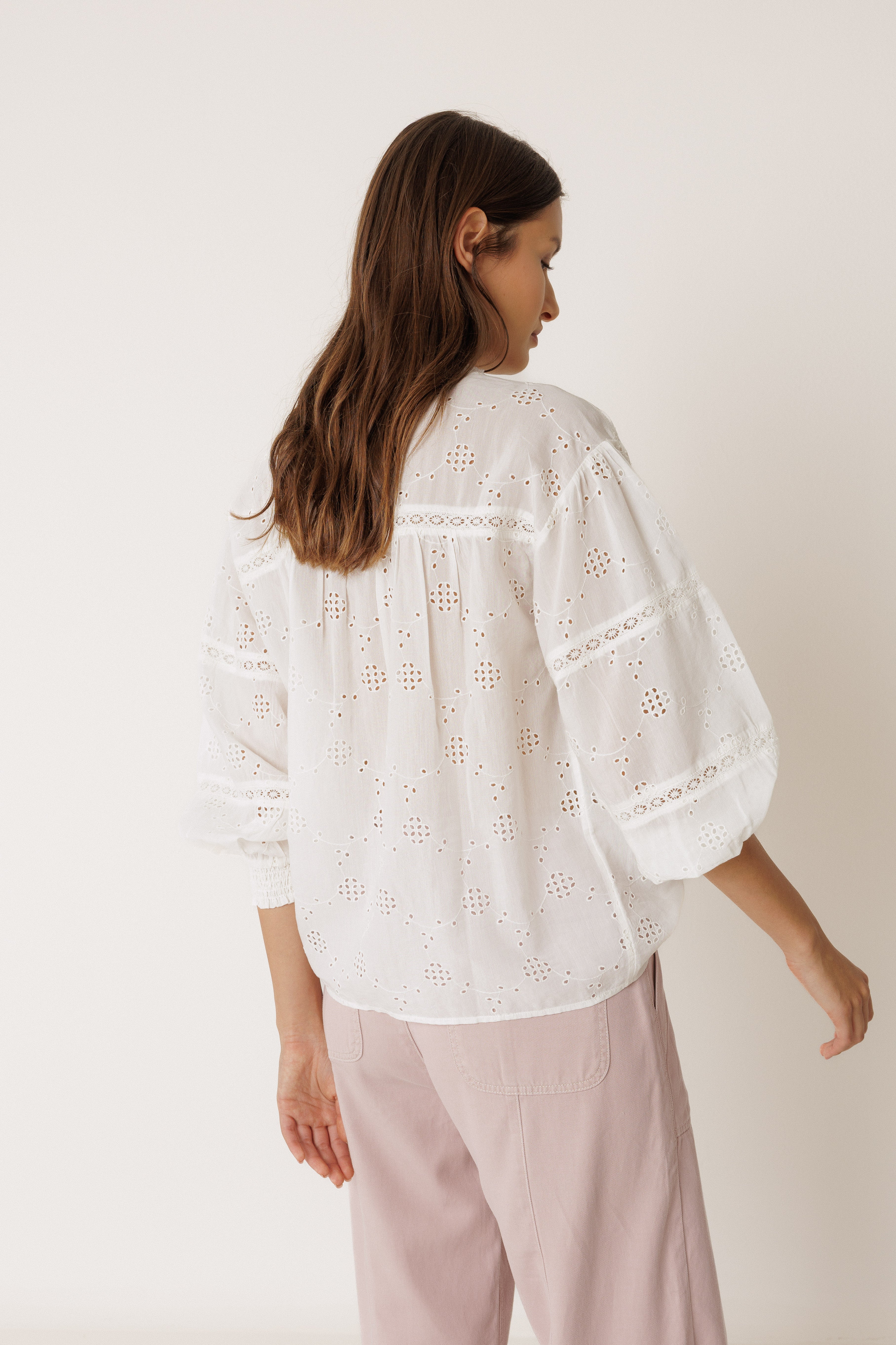 INDI AND COLD SHIRT WITH SHIFFLI EMBROIDERY WHITE COTTON 
