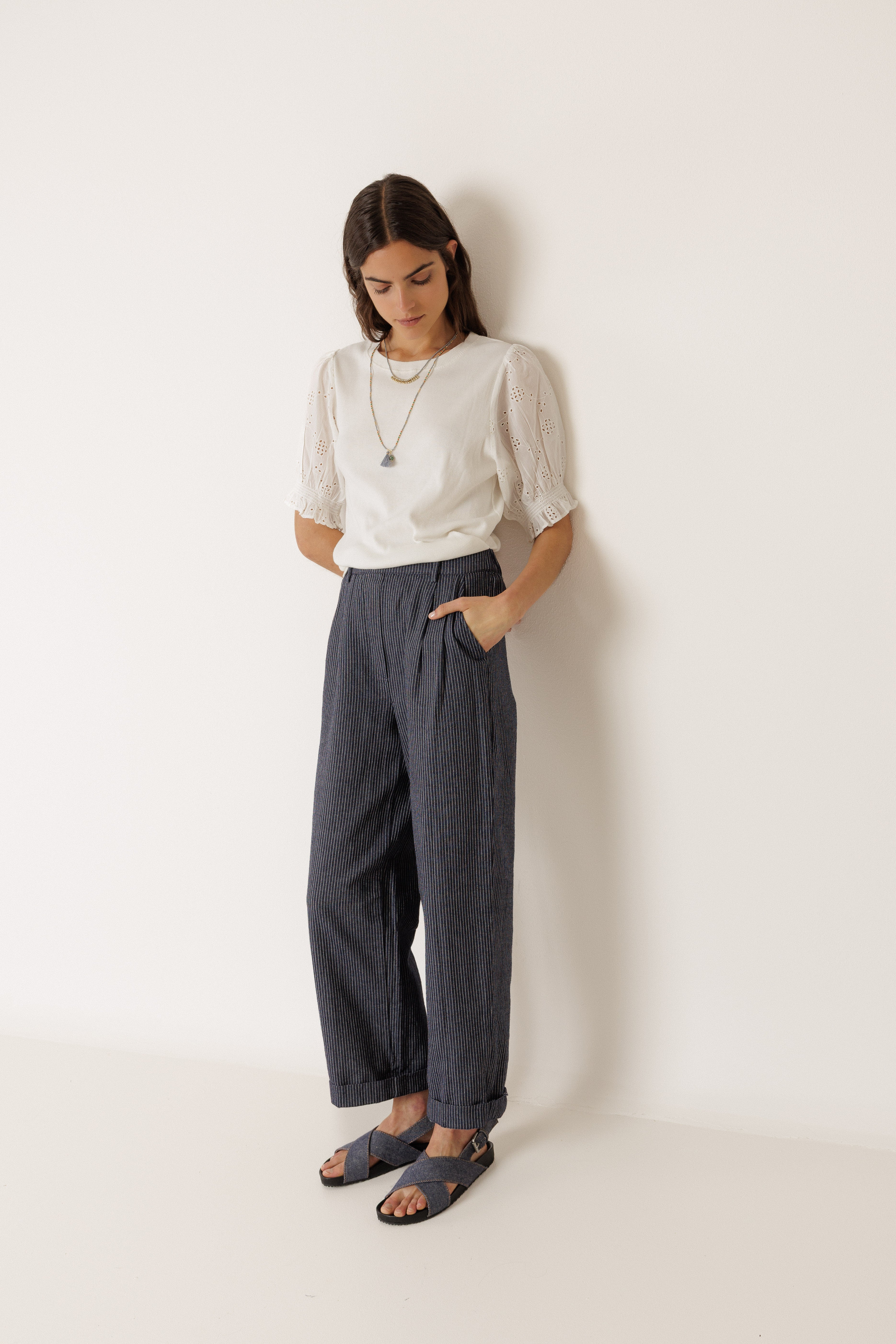 INDI AND COLD BALLOON SLEEVE TEE COTTON WHITE EMBROIDERY