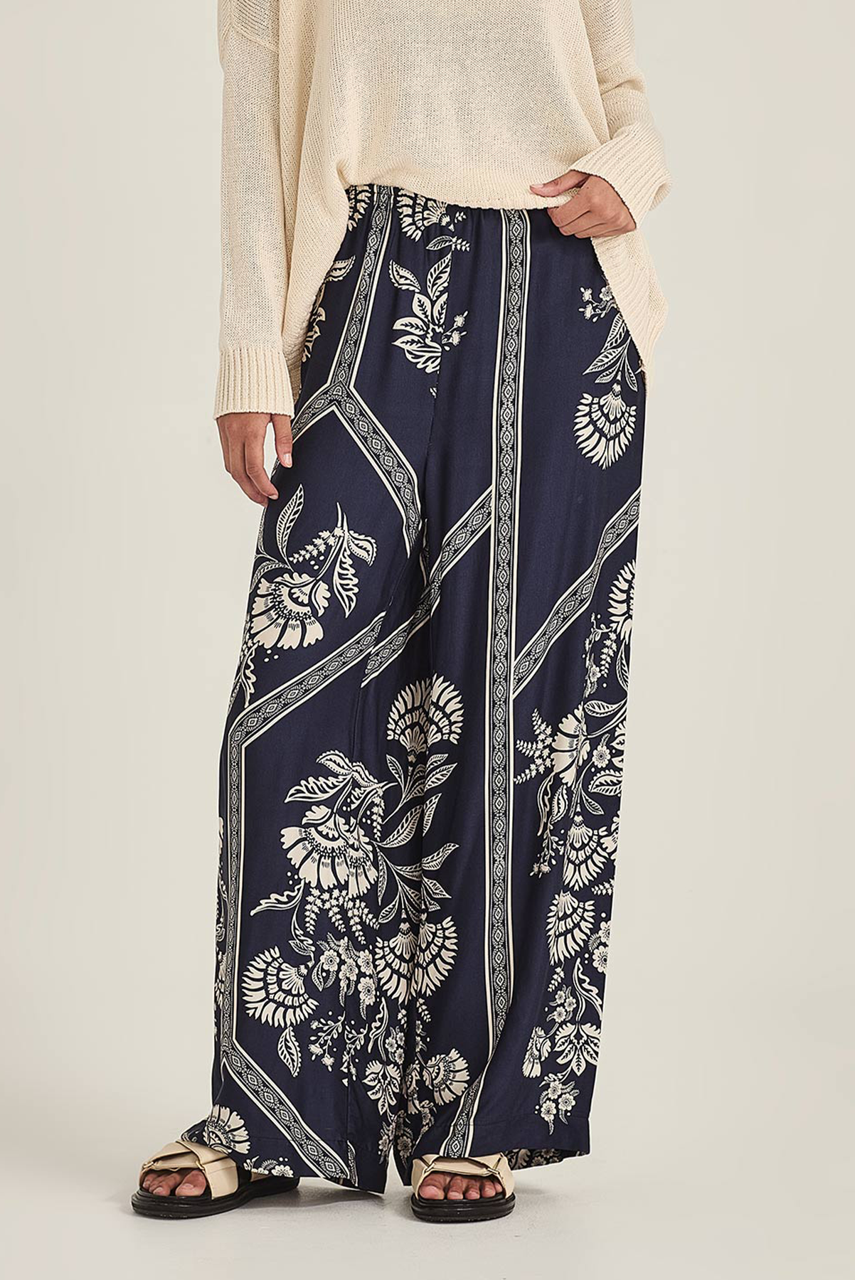 SILLS MONDO PRINT PANT NAVY FRENCH BLUE FLORAL VISCOSE PANT