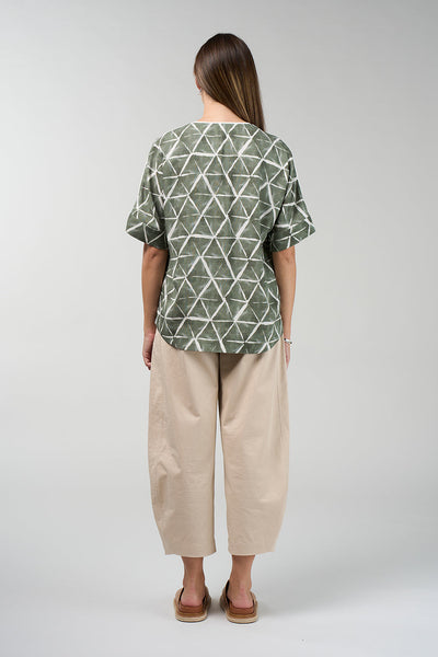 Edge wide leg pants in with elasticated back waist and patch pockets