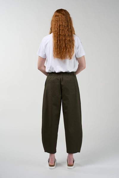 Edge wide leg pants in with elasticated back waist and patch pockets