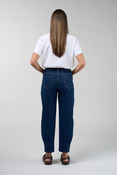 Trio Jean in light and dark wash denim with relaxed tapered leg and cropped length